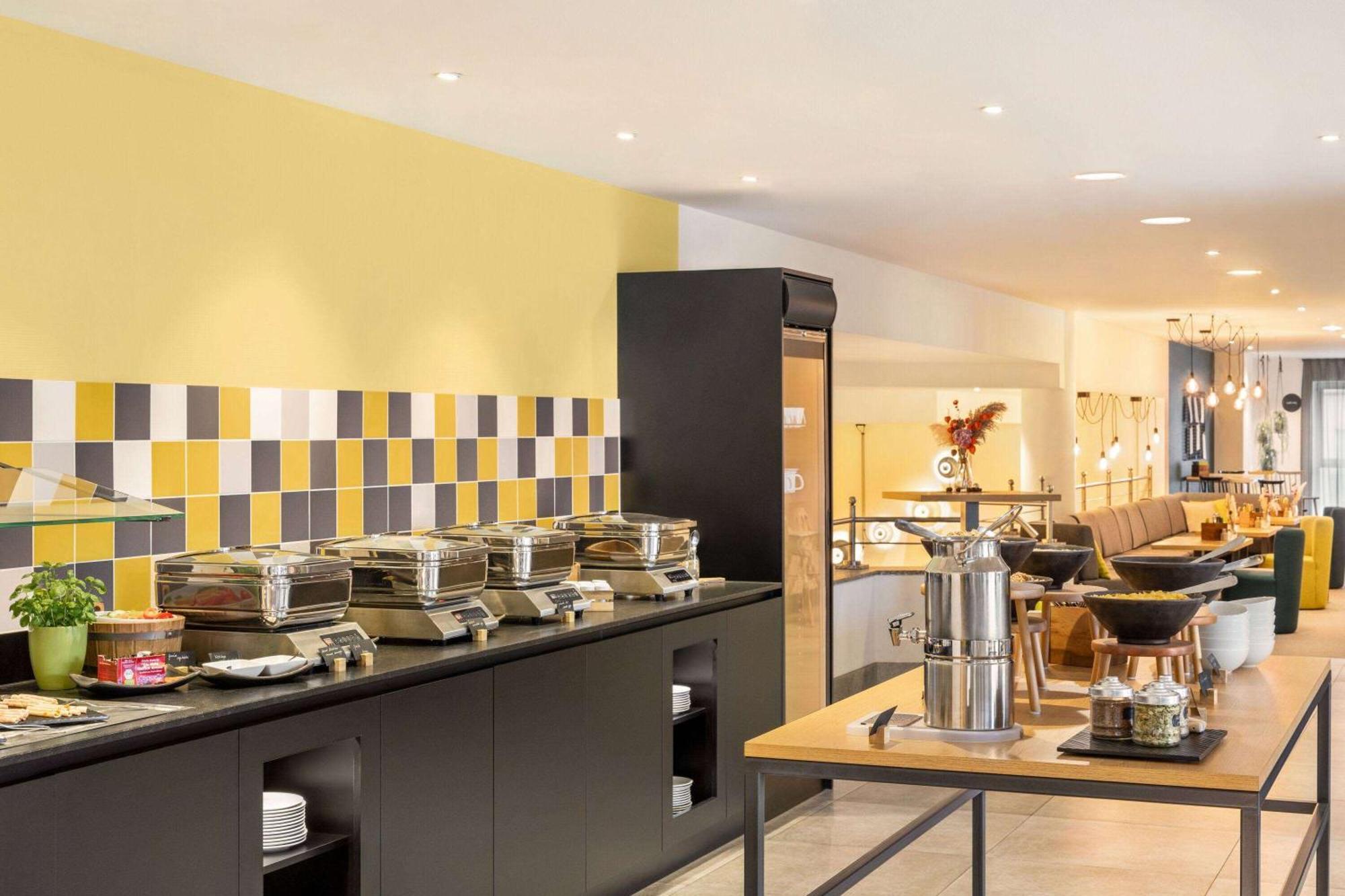 Vienna House Easy By Wyndham Coburg Hotel Buitenkant foto