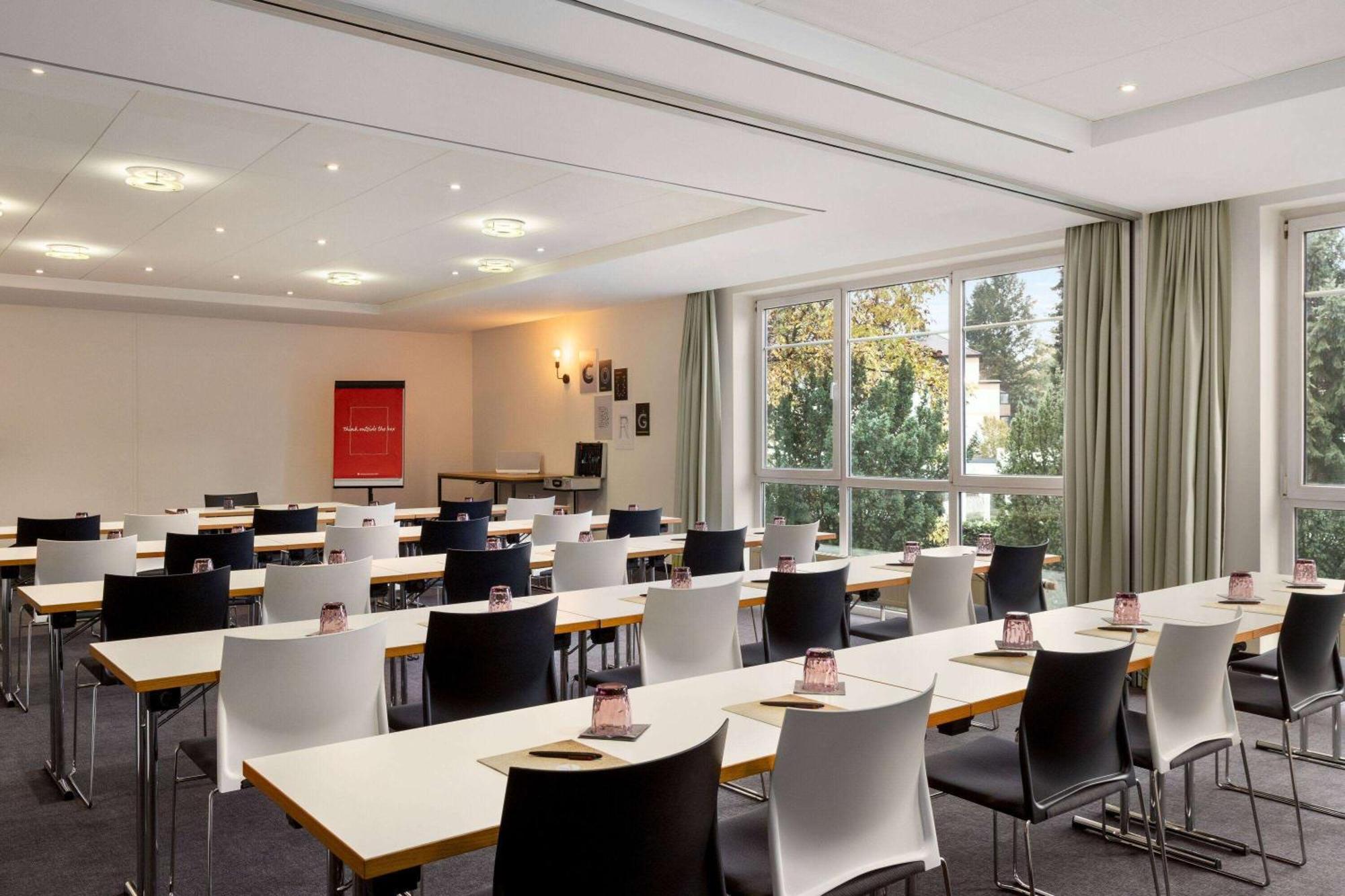 Vienna House Easy By Wyndham Coburg Hotel Buitenkant foto